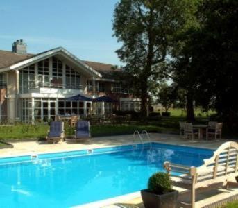 Landhotel De Ijsvogel Сінт Ніколасга Екстер'єр фото